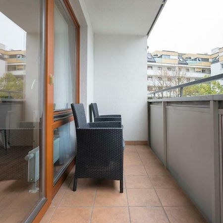 Apartament Spacious With Balcony Wiedeń Zewnętrze zdjęcie